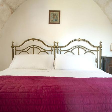 Trulli Sul Vignale In Masseria Santalachicca Martina Franca Eksteriør bilde