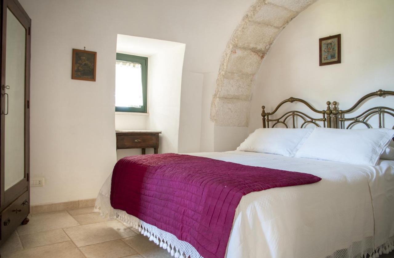 Trulli Sul Vignale In Masseria Santalachicca Martina Franca Eksteriør bilde