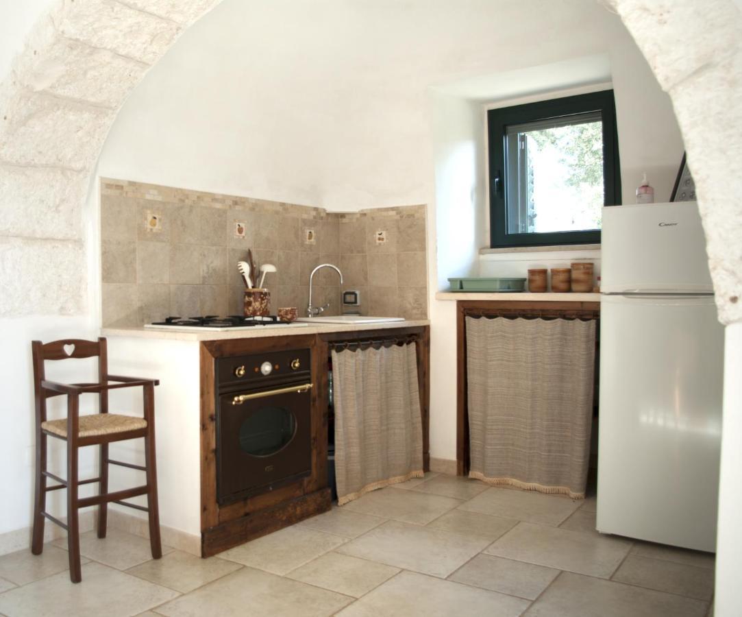 Trulli Sul Vignale In Masseria Santalachicca Martina Franca Eksteriør bilde