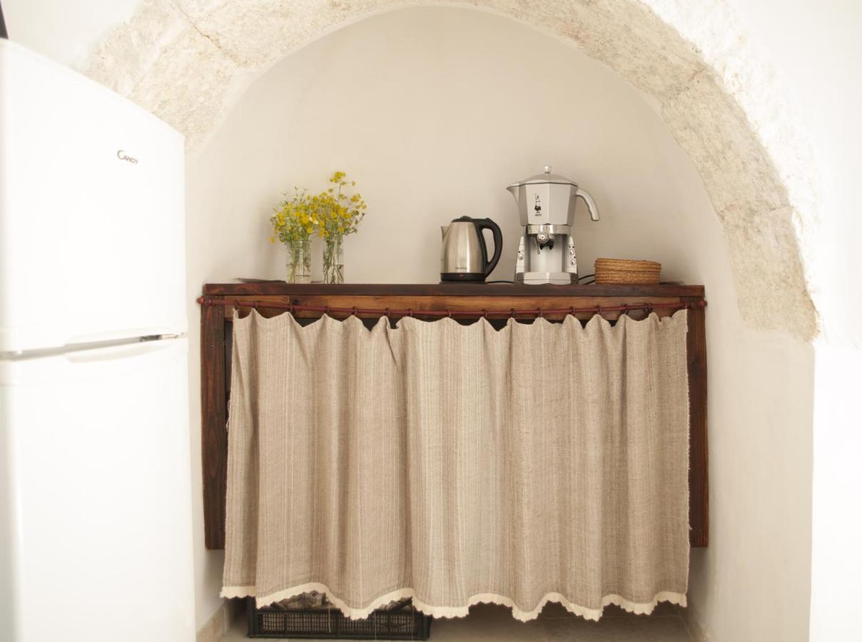 Trulli Sul Vignale In Masseria Santalachicca Martina Franca Eksteriør bilde